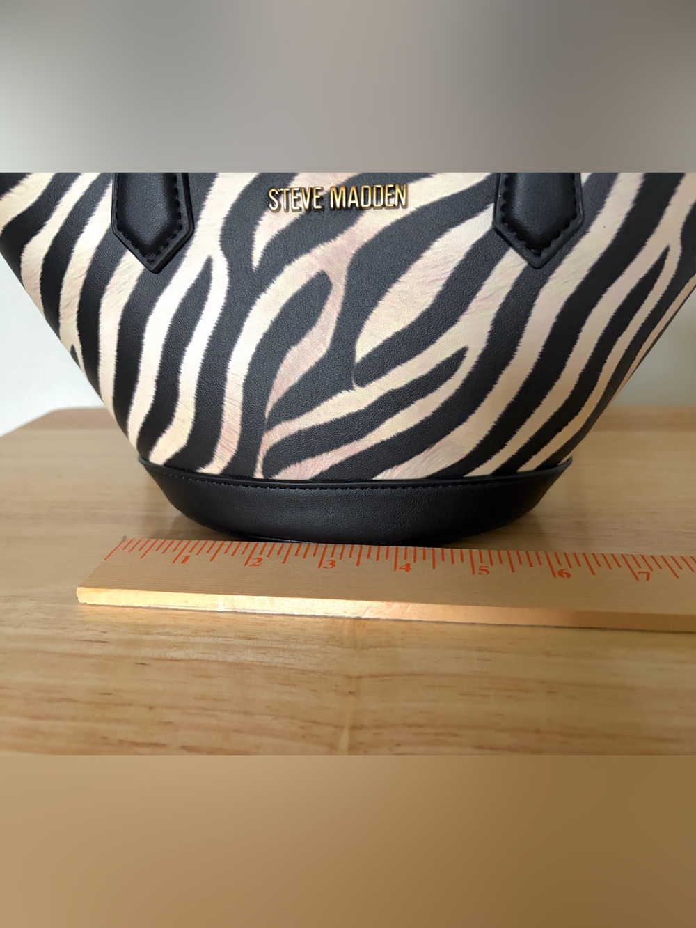 Steve Madden Zebra Print Bmiry Shopper Tote Handbag Medium NWT - Picture 11 of 12